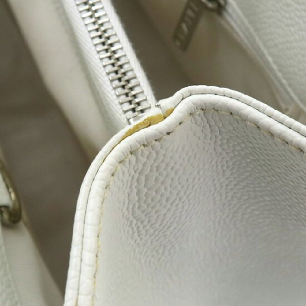 Chanel GST chain tote - Picture 4 of 9